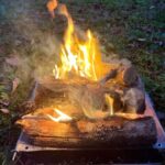 Bush Craftのウルトラライトファイヤースタンド