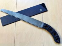 シルキーのゴム太郎（自作ハンドル）と包丁用ケース