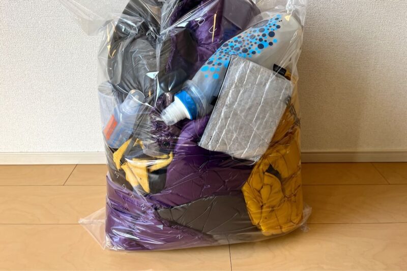 透明なため中身が見えるEVERNEWのEVERSHIELD