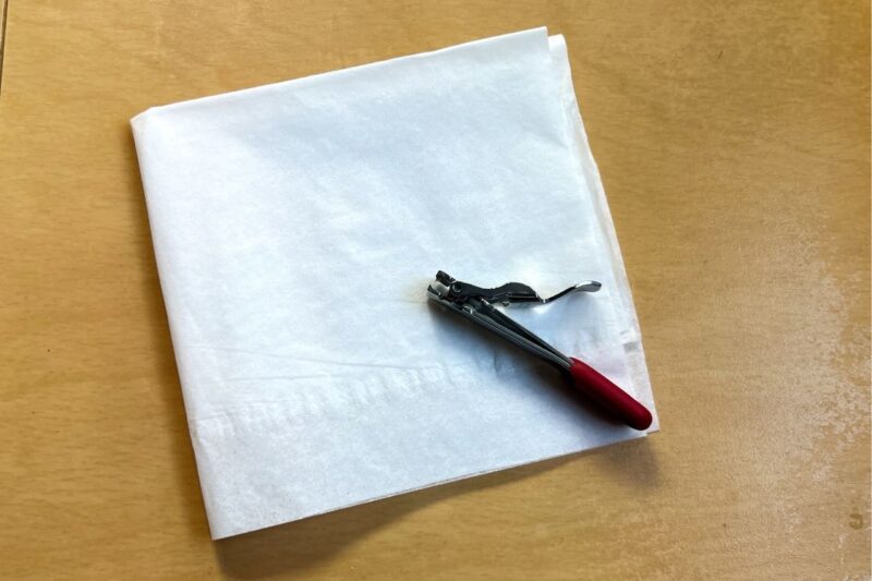 切った爪が飛び散りにくいビクトリノックスのネイルクリッパー