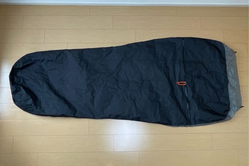 マウンテンローレルデザインのFKT E-VENT BIVY