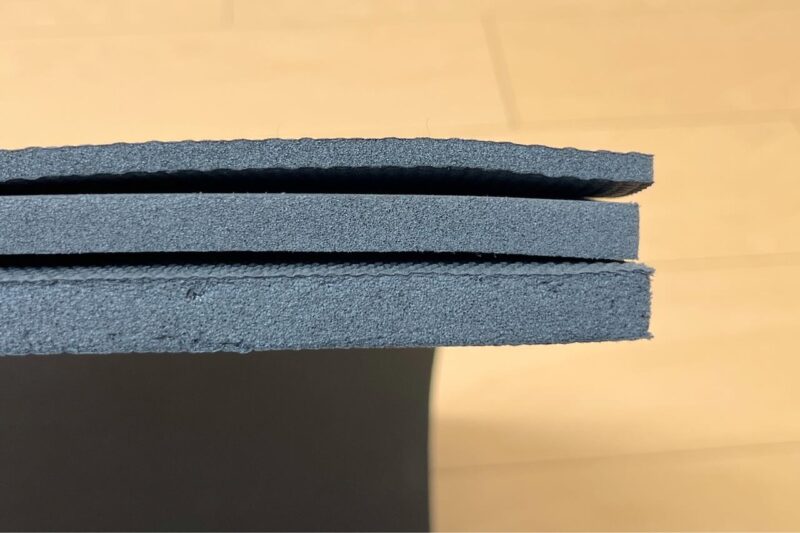 山と道のスリーピングパッドの厚さ比較