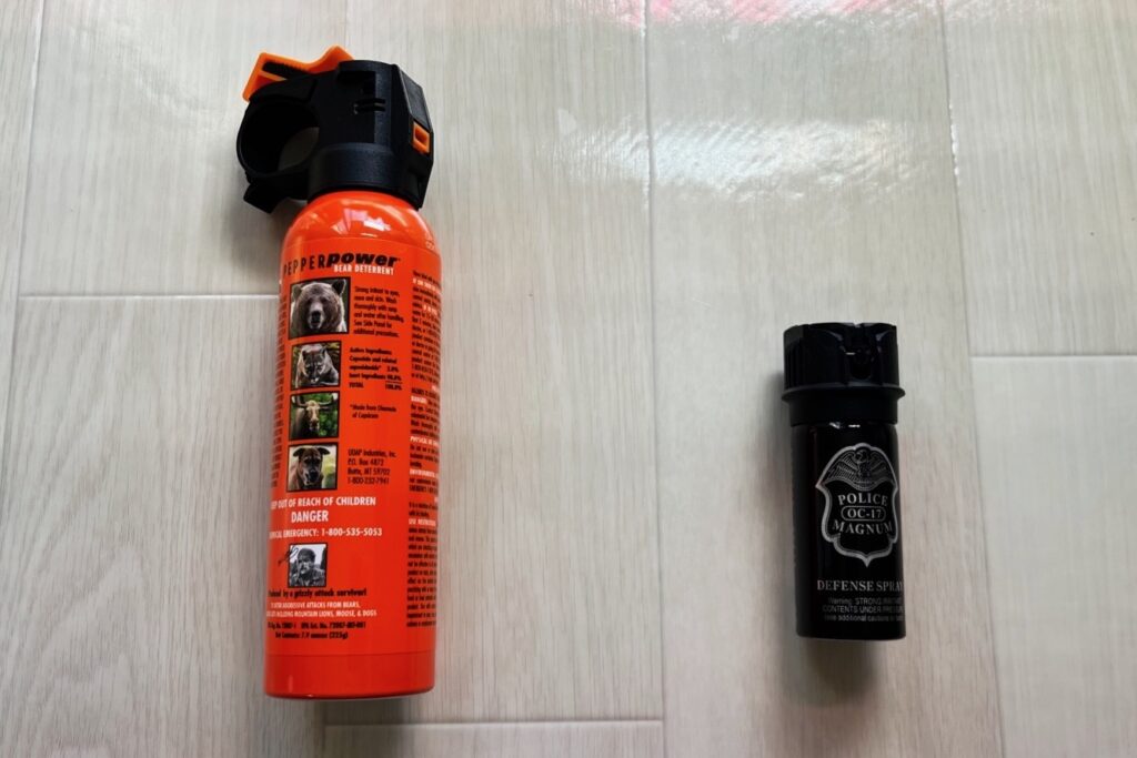 ベアスプレーと対人スプレーの違いを比較